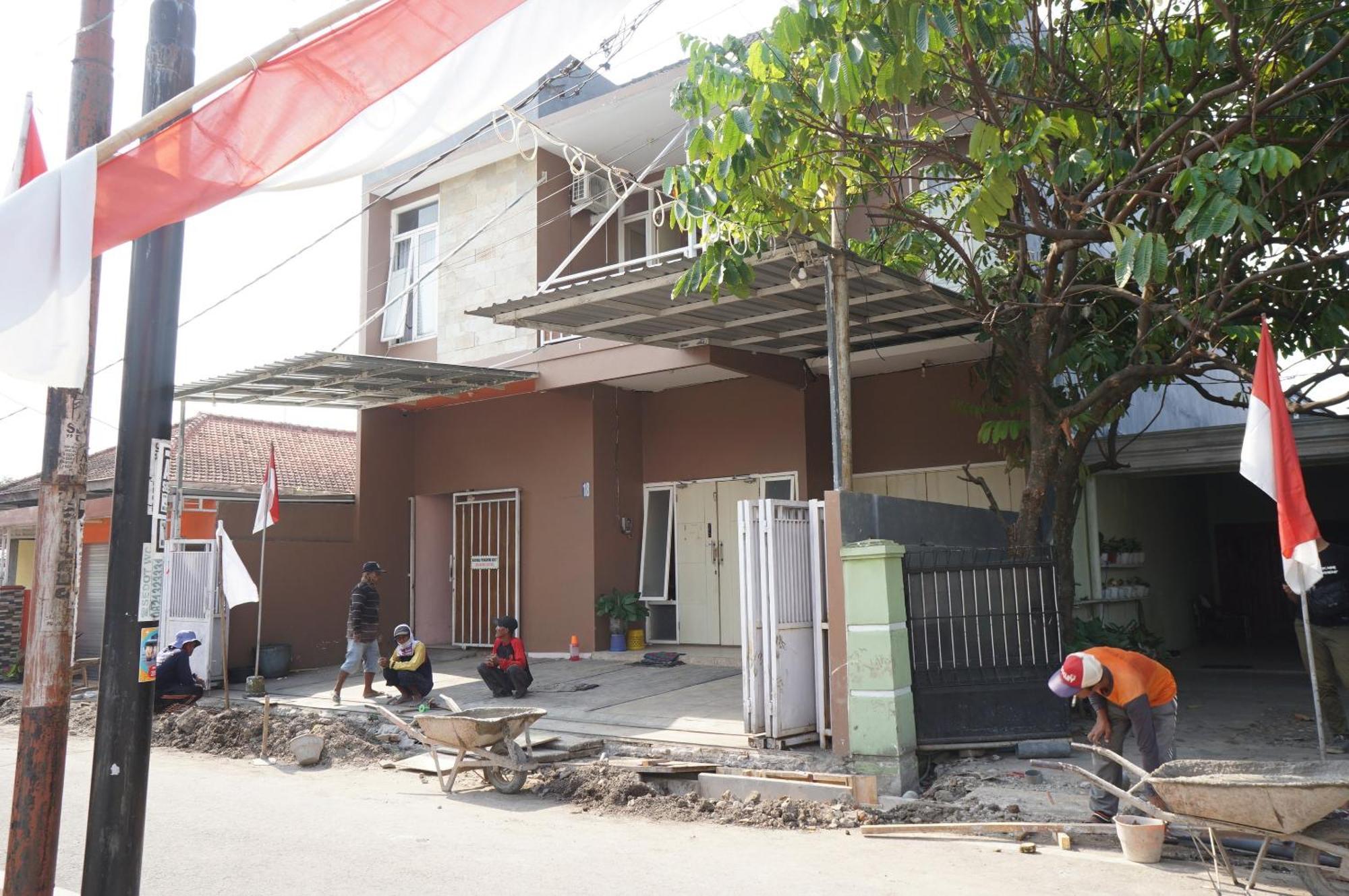 Spot On 93611 Kost Pak Suyatno Syariah 2 Hotell Ponorogo Exteriör bild